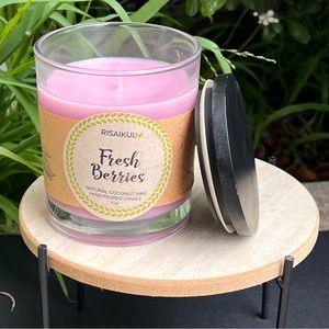 Fresh Berries Scented Hand Poured Plant Based Candle Jar with Lid